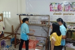 Grandmas-handwoven-cloth-29