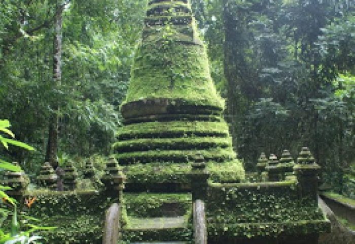 อลงกรณ์เจดีย์พระนางเรือล่ม